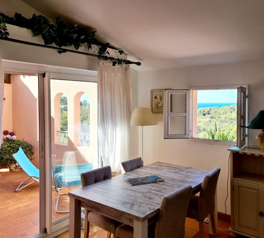 Hameau Des Amandiers - Vue Mer, Golf Et Vignes Daire Saint-Cyr-sur-Mer Dış mekan fotoğraf