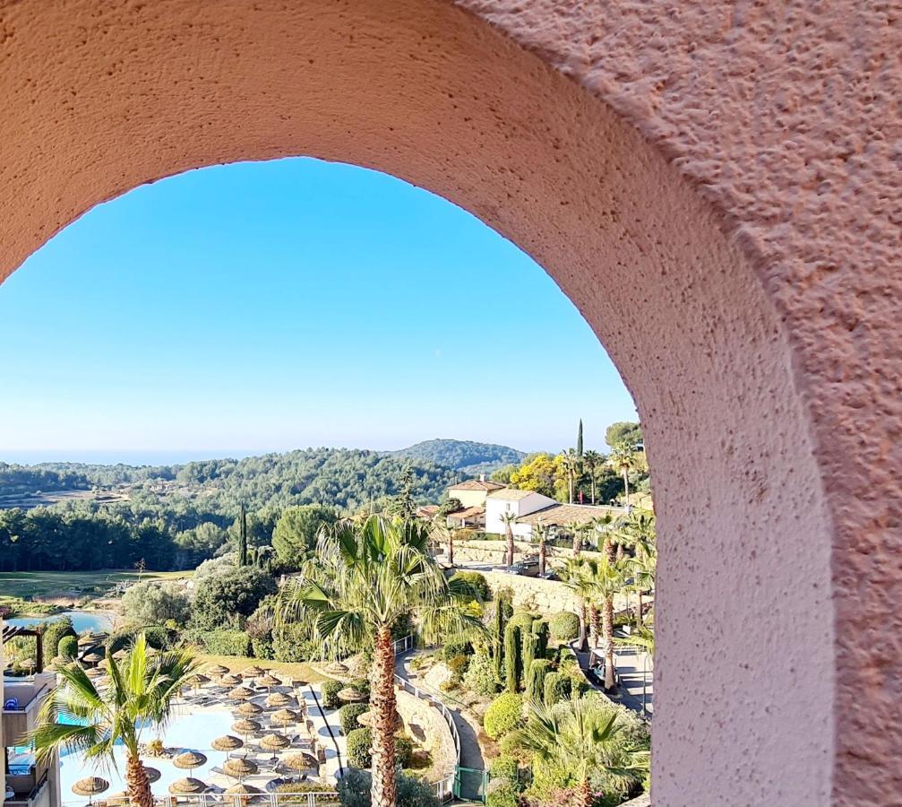 Hameau Des Amandiers - Vue Mer, Golf Et Vignes Daire Saint-Cyr-sur-Mer Dış mekan fotoğraf